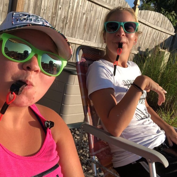 Meet your Posher, Courtney - Picture 2 of 3